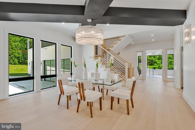 1434 WAGGAMAN CIR, Mclean, VA 22101