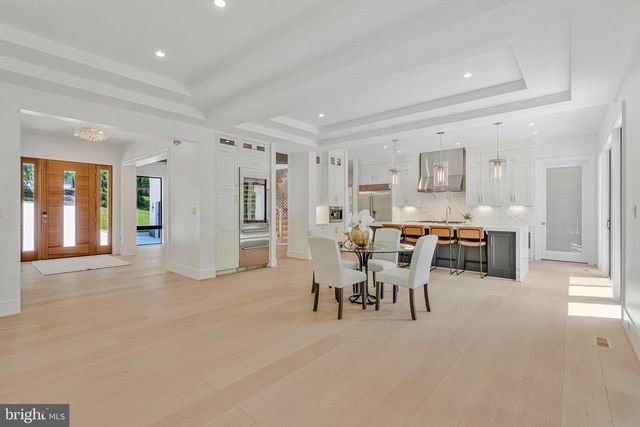 1434 WAGGAMAN CIR, Mclean, VA 22101