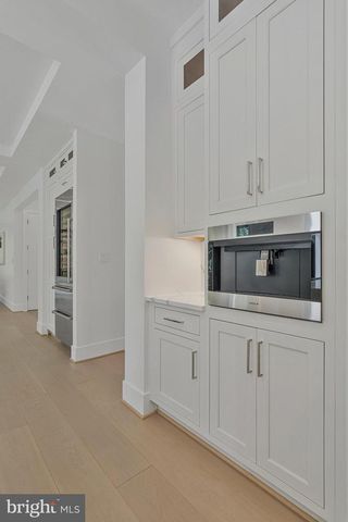 1434 WAGGAMAN CIR, Mclean, VA 22101