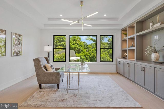 1434 WAGGAMAN CIR, Mclean, VA 22101