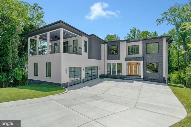 1434 WAGGAMAN CIR, Mclean, VA 22101