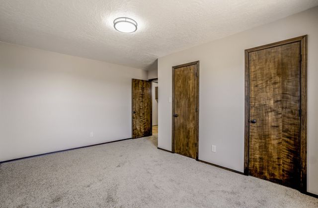 686 Old Las Vegas B, Santa Fe, NM 87505