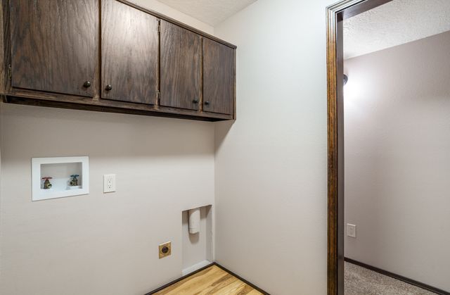 686 Old Las Vegas B, Santa Fe, NM 87505
