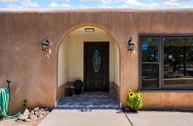 686 Old Las Vegas B, Santa Fe, NM 87505