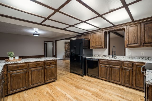 686 Old Las Vegas B, Santa Fe, NM 87505