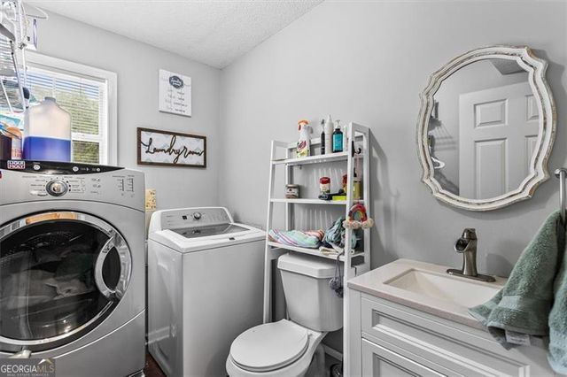 3230 IVY LAKE Drive, Buford, GA 30519