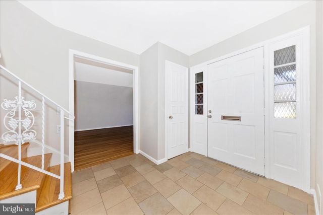 11806 PRESTWICK RD, Potomac, MD 20854