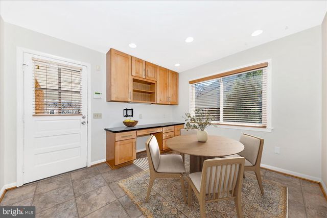 11806 PRESTWICK RD, Potomac, MD 20854