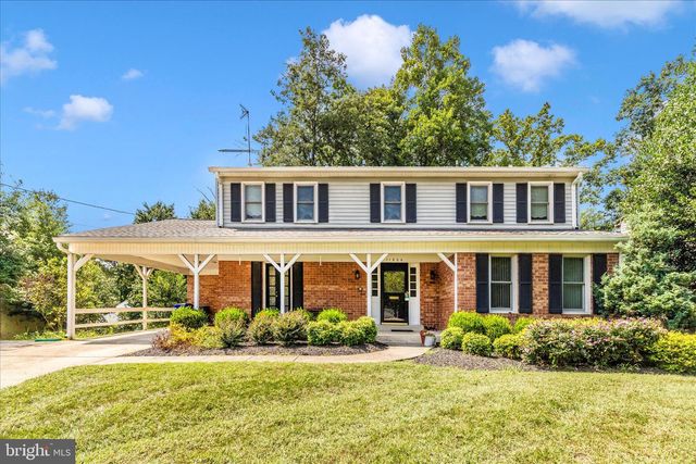 11806 PRESTWICK RD, Potomac, MD 20854