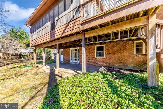 11806 PRESTWICK RD, Potomac, MD 20854