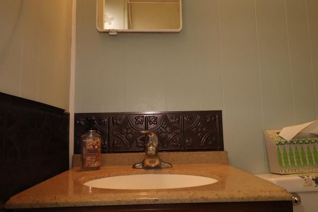 607 E 15th St, Big Spring, TX 79720