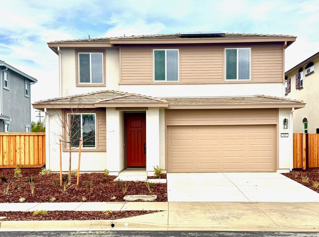 Image 1 of property listing at 305 305 Hanson Lane, Brentwood, CA 94513