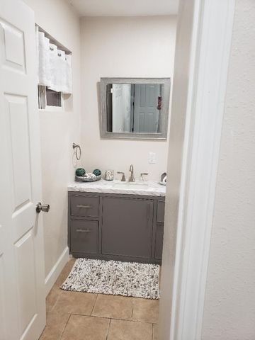 9309 Saddle Lane, Houston, TX 77080