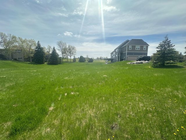 14487 Wilds Parkway NW, Prior Lake, MN 55372
