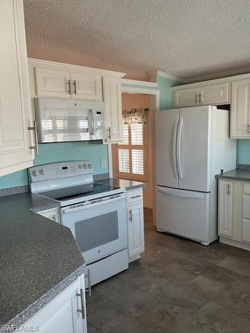 643 Schooner ST, North Port, FL 34287