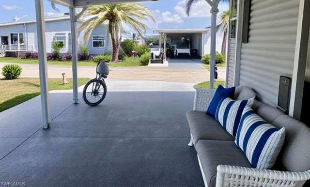 643 Schooner ST, North Port, FL 34287