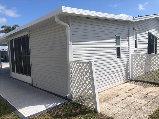 643 Schooner ST, North Port, FL 34287