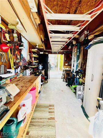 3064 Sloop LN, St James City, FL 33956