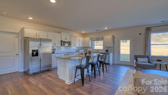 73 Ridgehaven Drive, Waynesville, NC 28786