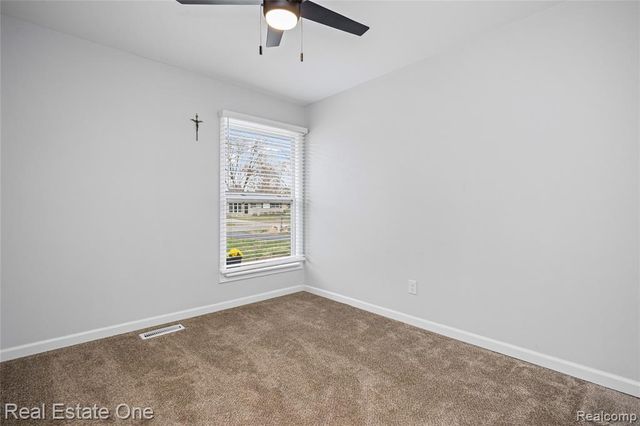 4913 Rioview Drive, Clarkston, MI 48346