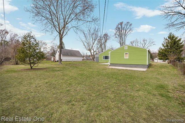 4913 Rioview Drive, Clarkston, MI 48346