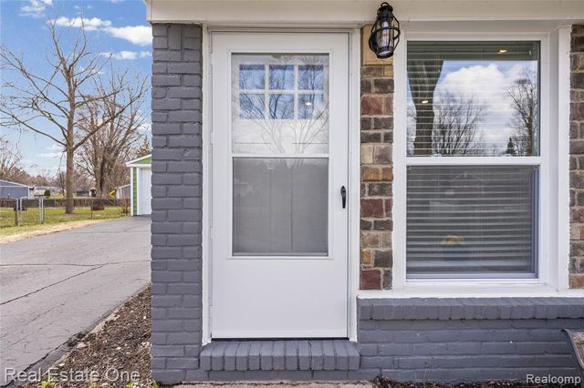 4913 Rioview Drive, Clarkston, MI 48346