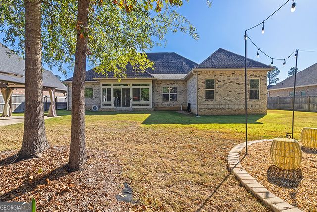 203 Pine Trace Lane, Kathleen, GA 31047