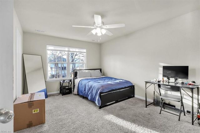 223 N 7th ST, Suffolk, VA 23434