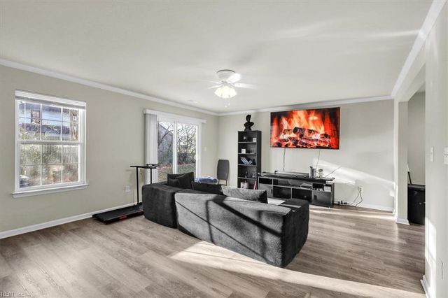 223 N 7th ST, Suffolk, VA 23434