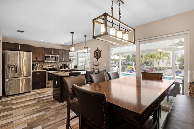 981 SE 10TH Court, Pompano Beach, FL 33060