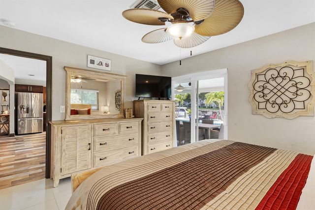 981 SE 10TH Court, Pompano Beach, FL 33060