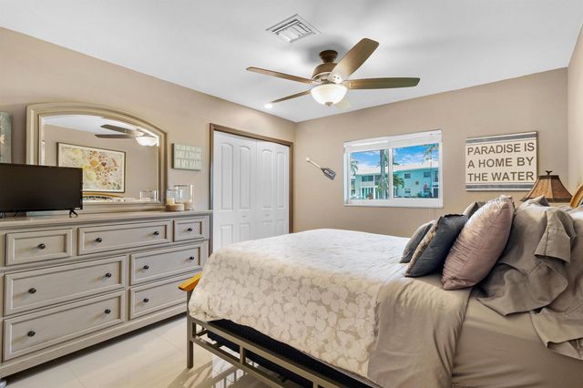 981 SE 10TH Court, Pompano Beach, FL 33060