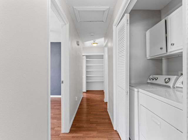 219 E Beecher Avenue, Palacios, TX 77465