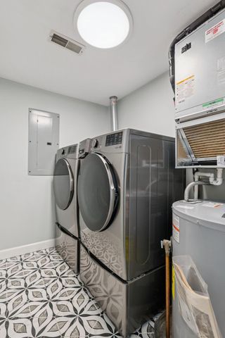 200 S Watchtower Drive, 303, Wilder, KY 41076