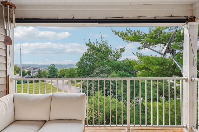 200 S Watchtower Drive, 303, Wilder, KY 41076