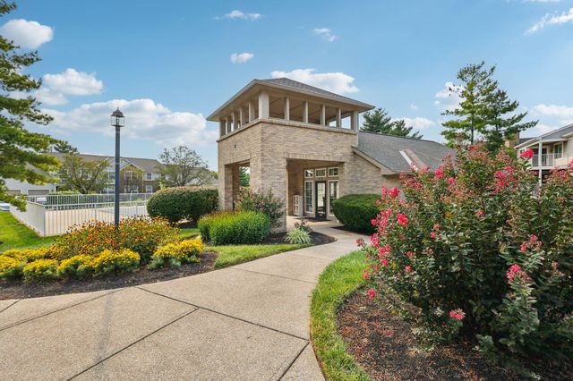 200 S Watchtower Drive, 303, Wilder, KY 41076