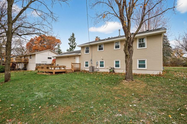 2201 139th Avenue NW, Andover, MN 55304