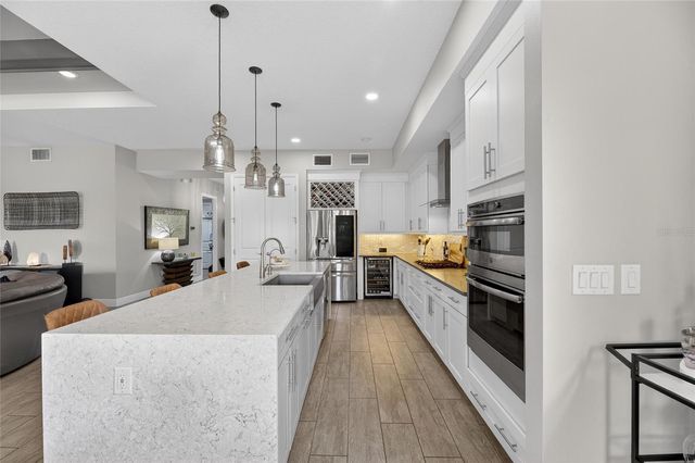 7317 HOURGLASS DRIVE, Apollo Beach, FL 33572