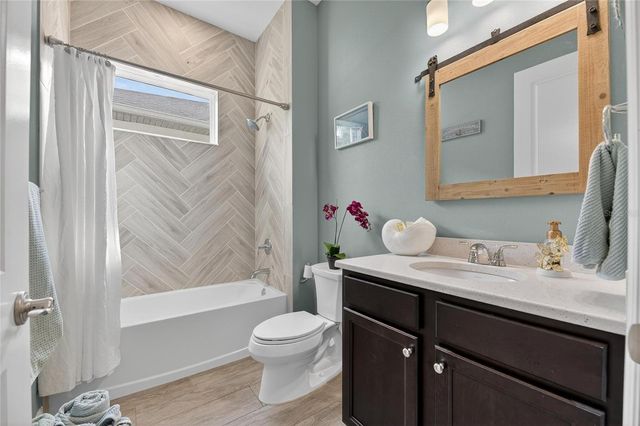 7317 HOURGLASS DRIVE, Apollo Beach, FL 33572