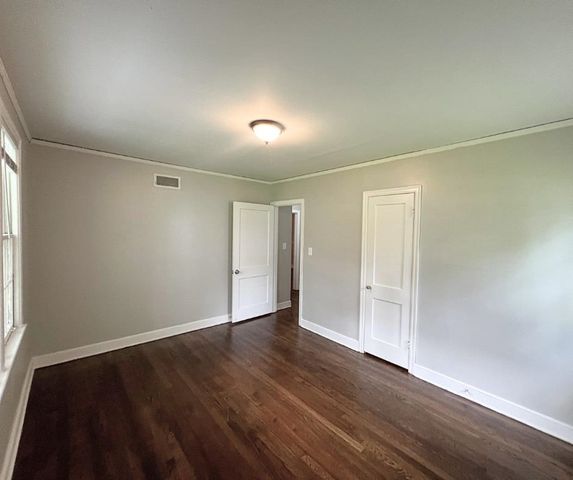 4080 E WHITEHAVEN PARK CIR, Memphis, TN 38116