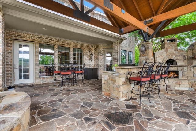 704 Landsbury Court, Keller, TX 76248