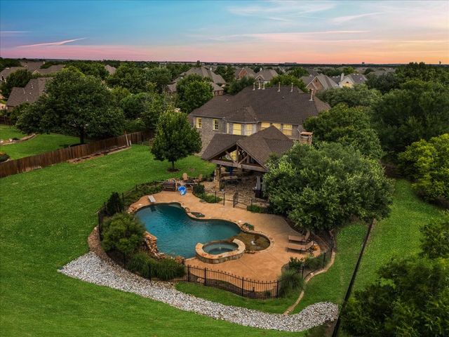 704 Landsbury Court, Keller, TX 76248