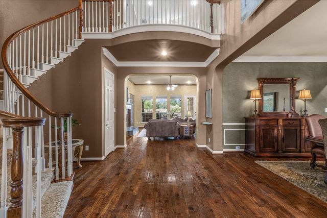 704 Landsbury Court, Keller, TX 76248