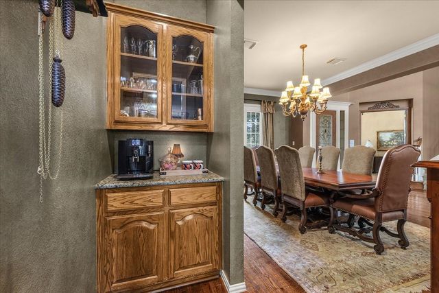 704 Landsbury Court, Keller, TX 76248