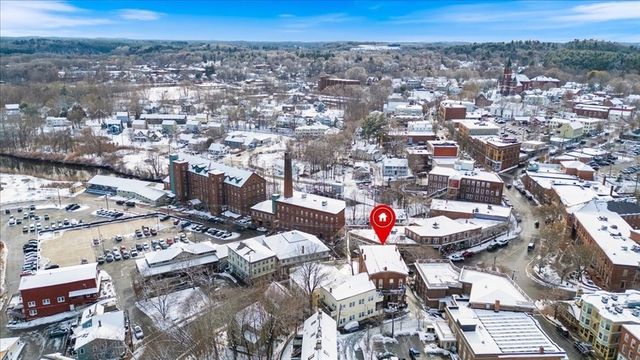 11 Elm St 1, Amesbury, MA 01913