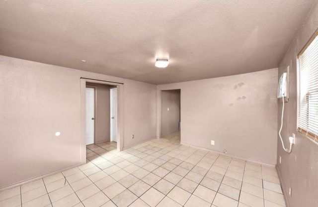 6821 Haight Street, Houston, TX 77028