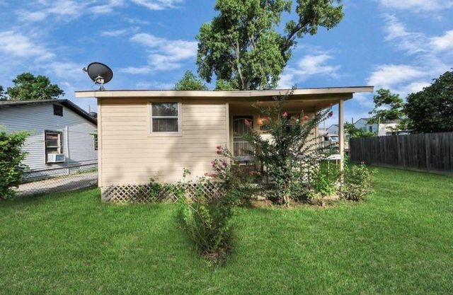 6821 Haight Street, Houston, TX 77028