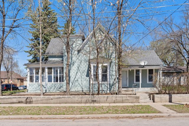 936 Duchess Street, Saint Paul, MN 55106