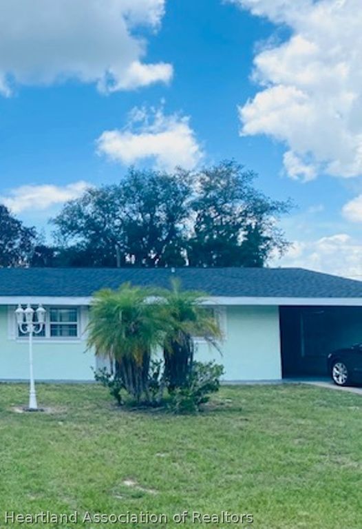 1421 Penny Avenue, Sebring, FL 33870