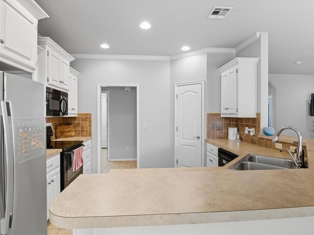 428 Clearview Drive, Washington, OK 73093